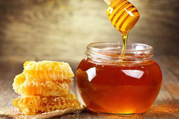 Trị cảm cúm bằng mật ong có tốt không?